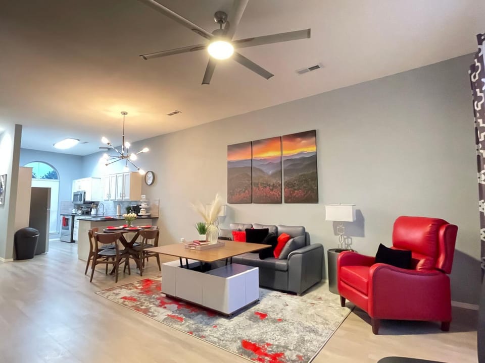Stay at Steuben Hot Tub Remodeled Home Apartment in Springdale