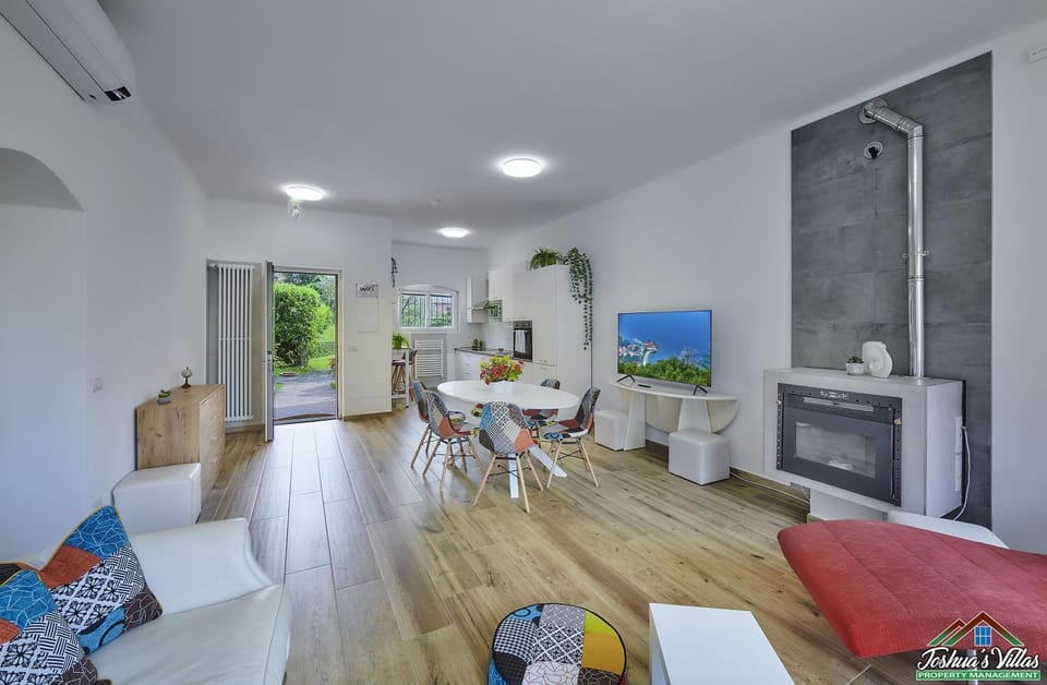 Casa Giuditta with Air Conditioning and Pool Apartment in Lierna