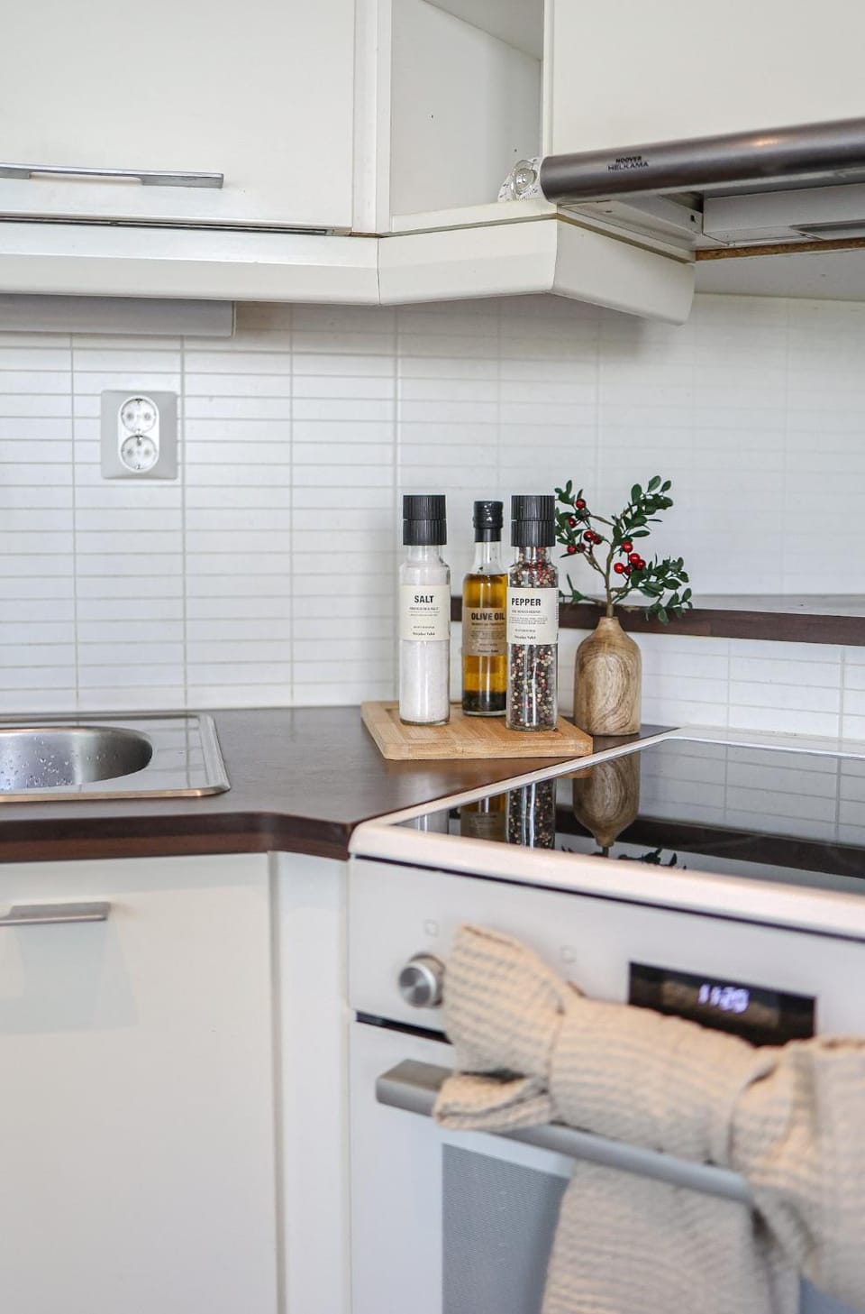 Kitchen or kitchenette, stove