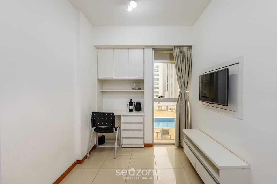 TV and multimedia, Seating area