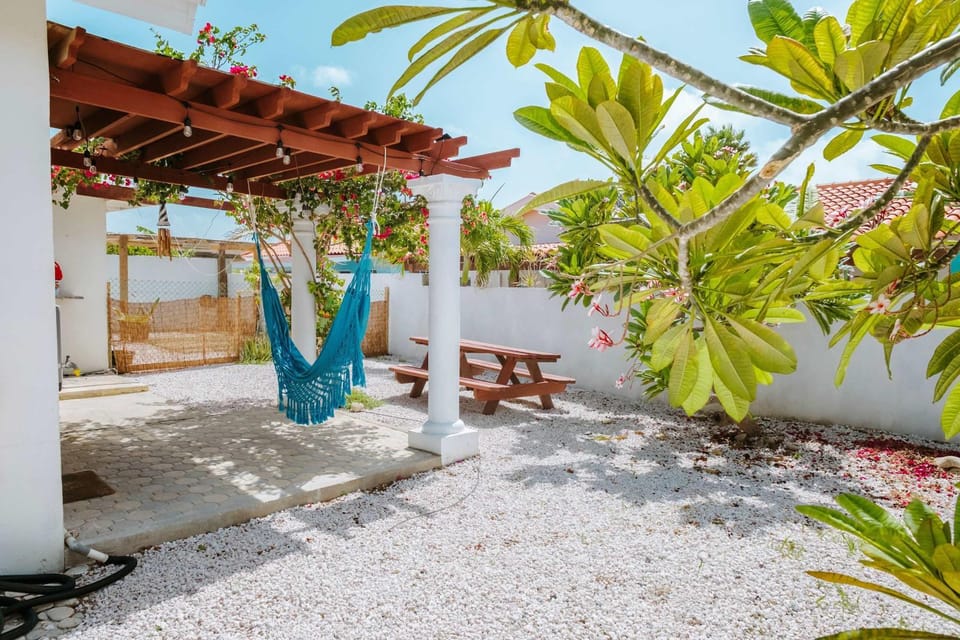 Patio, Garden view