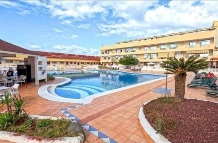 Pool view, Swimming pool, Swimming pool
