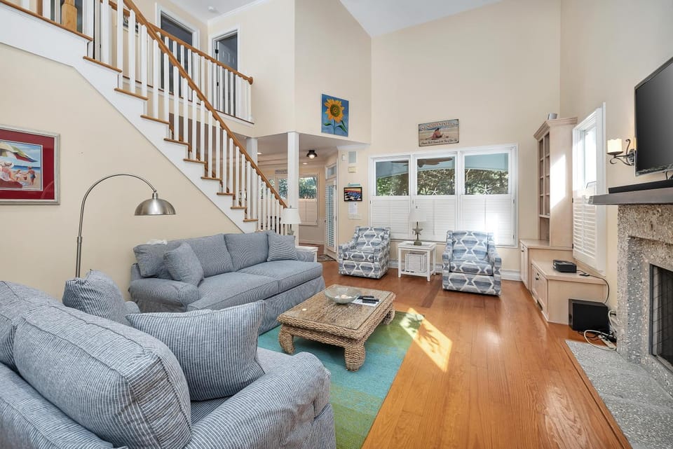 12 Live Oak Place House in Saint Simons Island