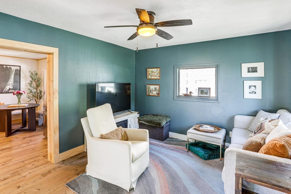 Steps to Dtwn Kalispell! Pet-Friendly Home w/ Yard House in Kalispell
