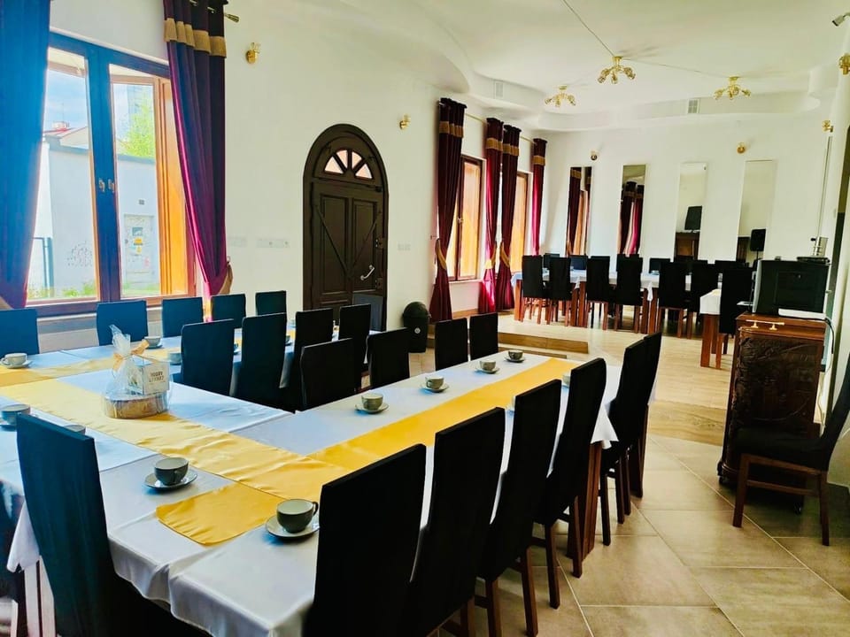 Hotelino Stare Miasto Częstochowa Bed and Breakfast in Poland