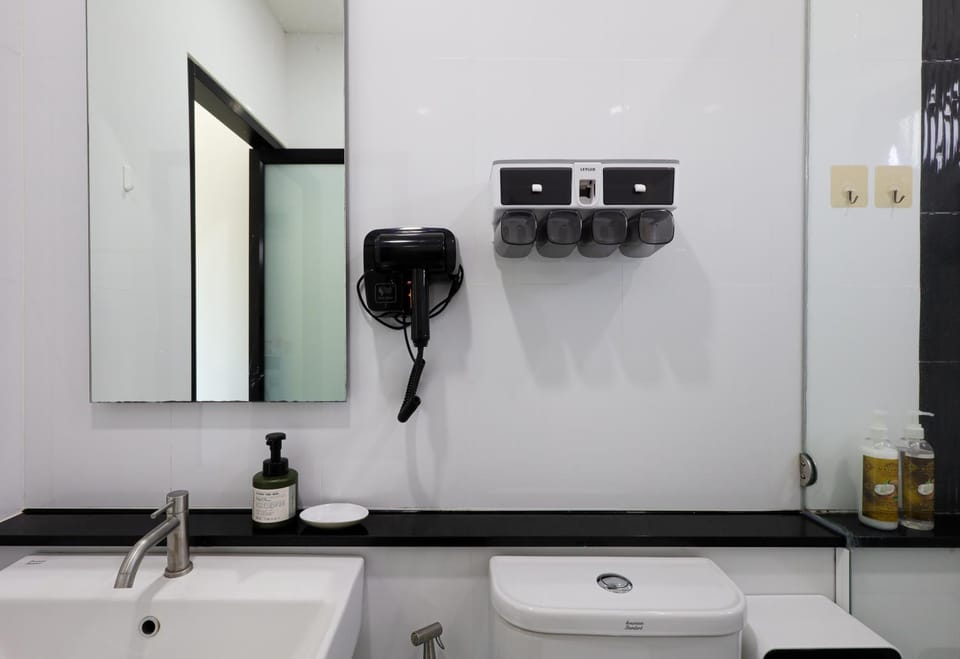 Toilet, Bathroom, heating