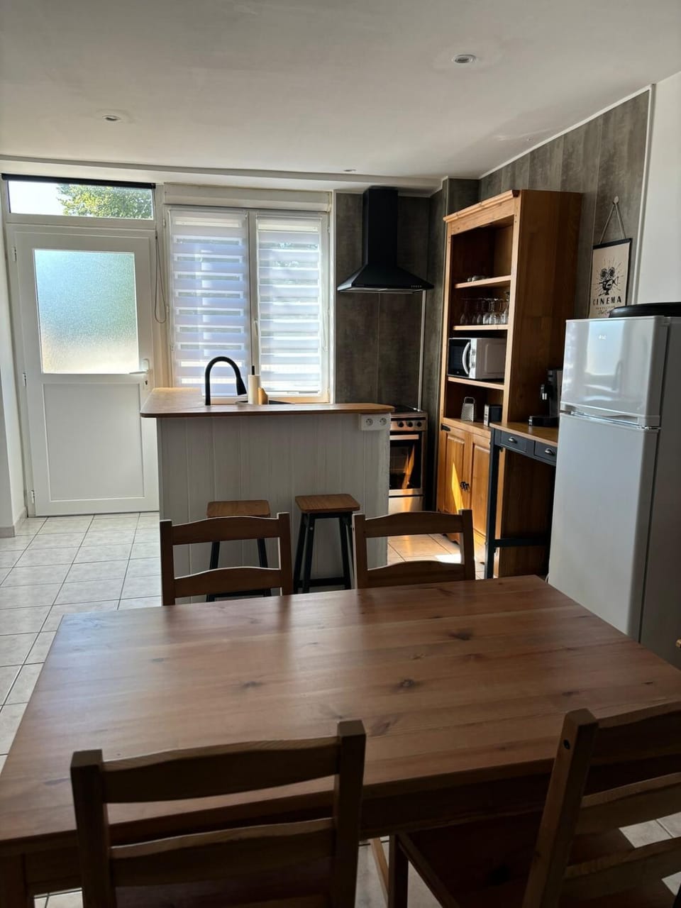 Charmant appartement lumineux en rez-de-chaussée Apartment in Verdun