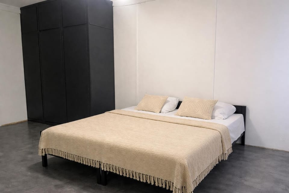 Bed, Photo of the whole room, Bedroom, wardrobe