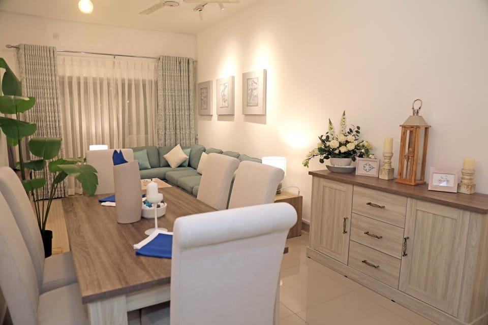 The Greek Cottage - Santorini Resort Negombo Apartment in Negombo