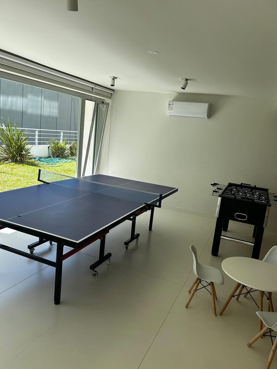 Apartamento a una cuadra de la playa mansa Torre Saint Honore 707 Apartment in Punta del Este