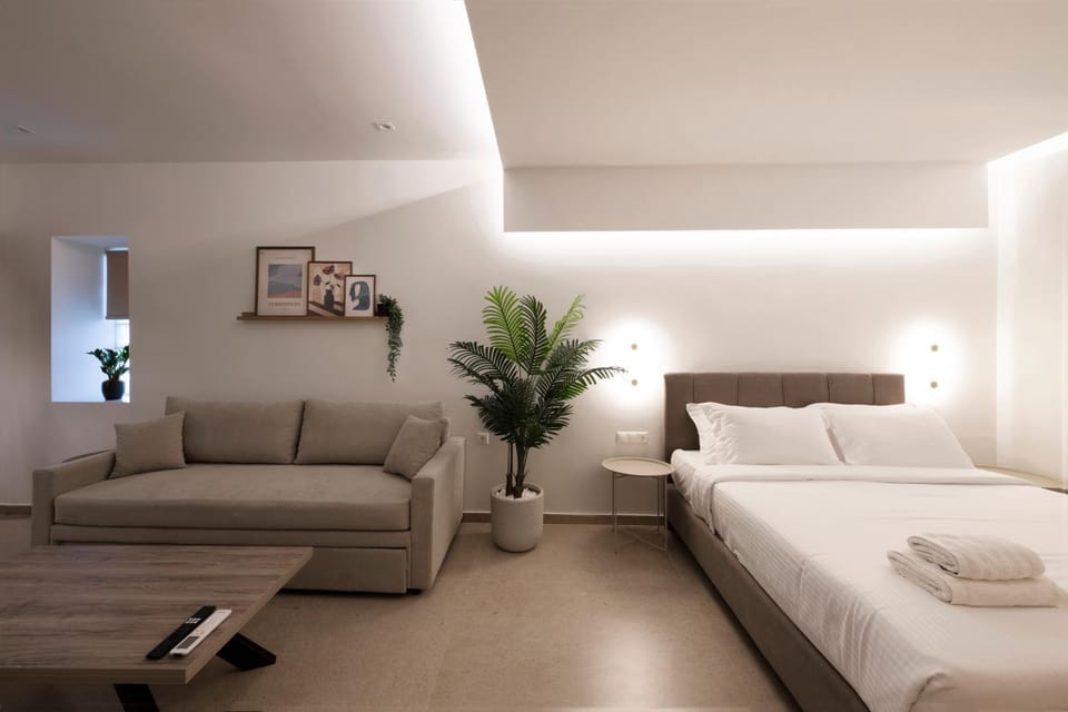 Bed, Living room, Photo of the whole room
