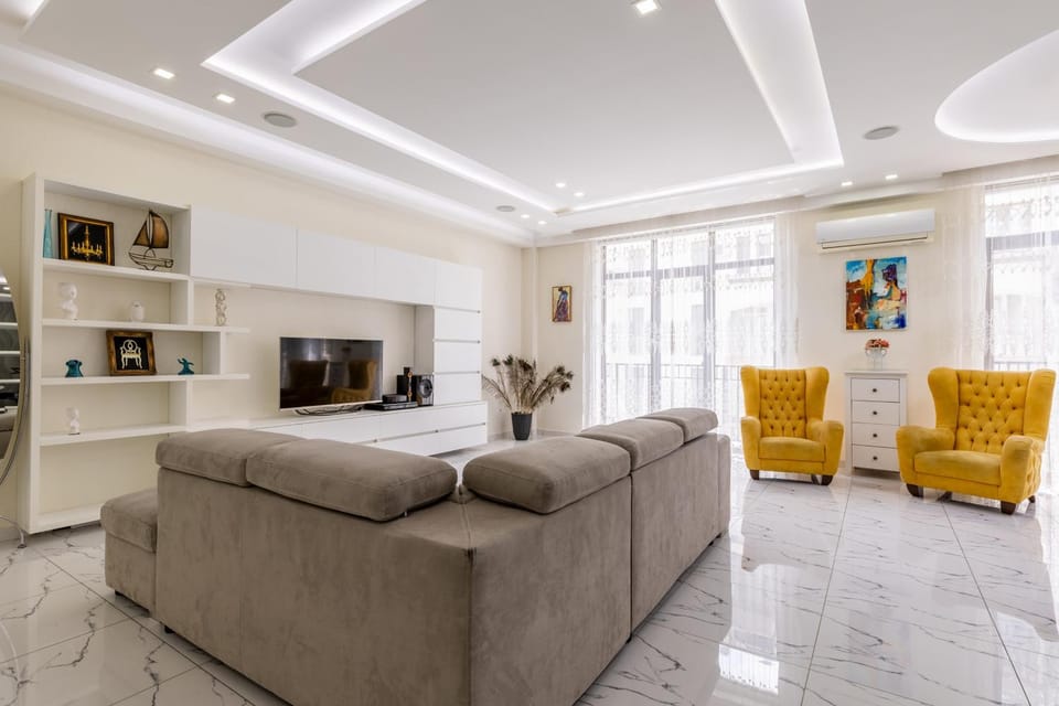 TV and multimedia, Living room, Seating area