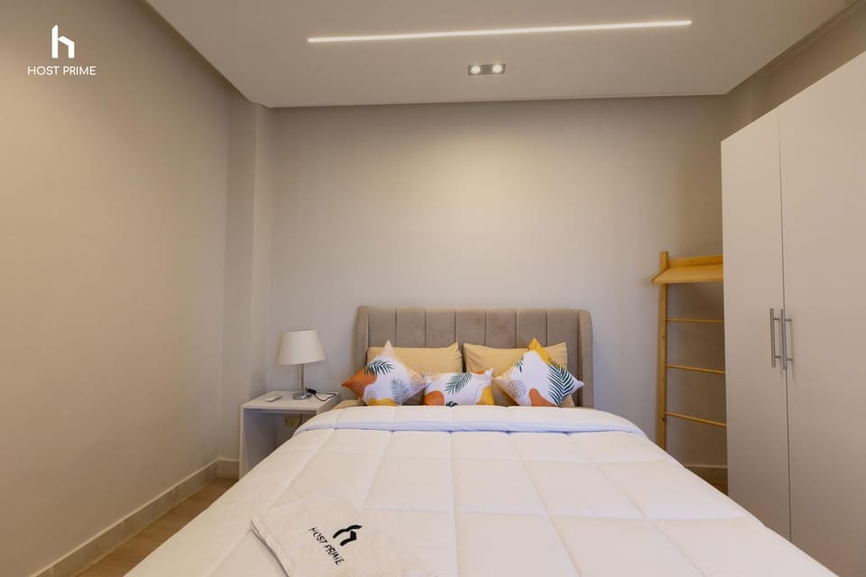 Bed, Photo of the whole room, Bedroom, wardrobe