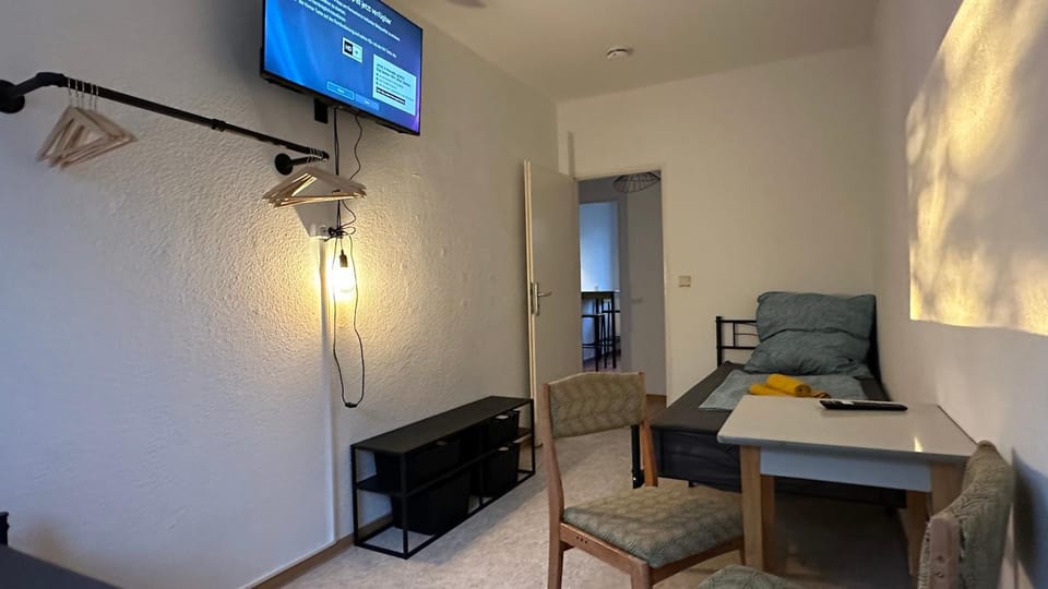 TV and multimedia, Seating area, Evening entertainment