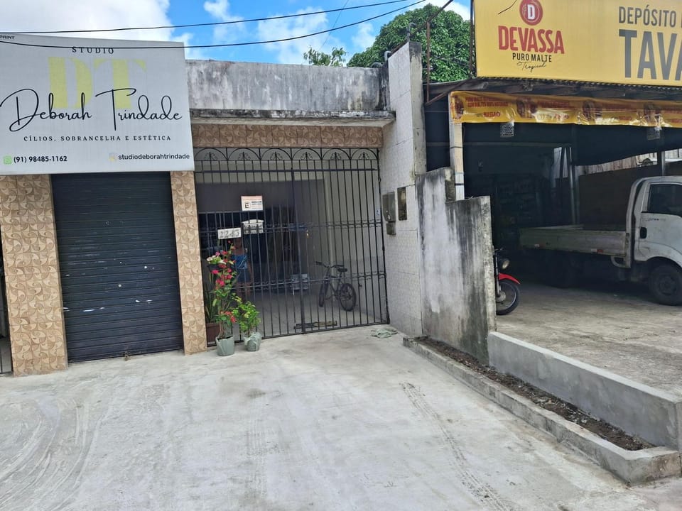 Quarto confortável Belém próximo ao Parque da Cidade, Aeroporto e Hangar Vacation rental in Belém