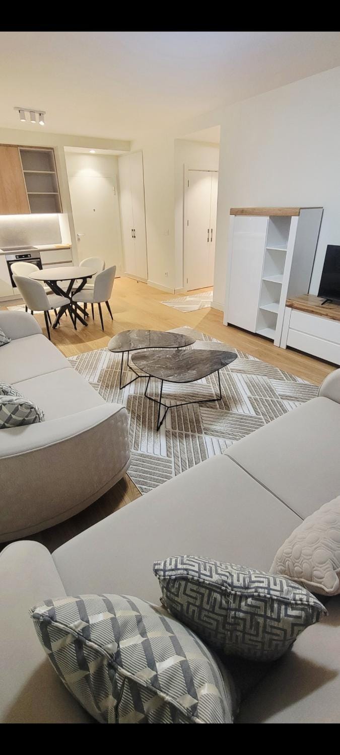 BW QUARTET Apartman 708-whit free garage parking Apartment in Belgrade