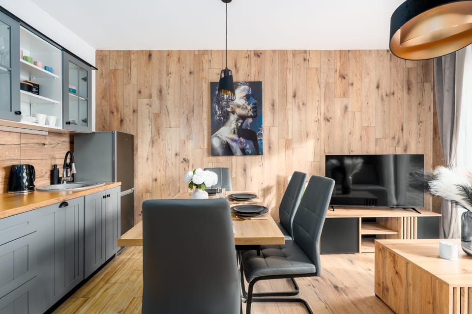 Kitchen or kitchenette, Living room