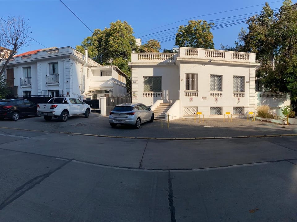 Property building, Off site, Street view