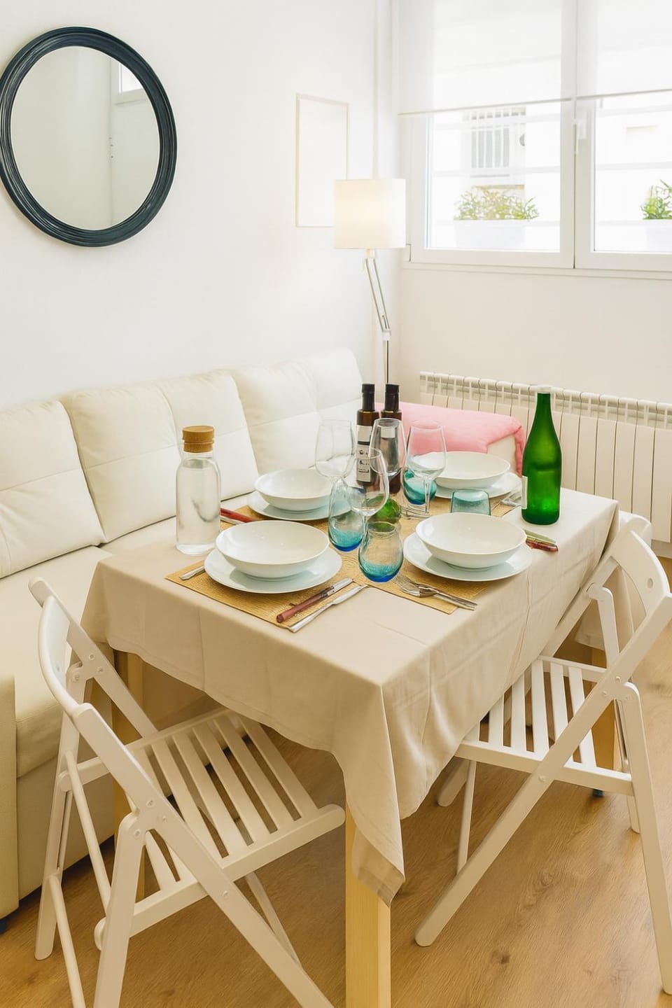 Living room, Seating area, Dining area