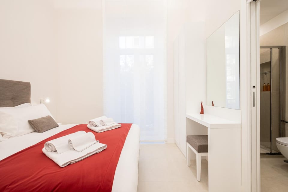 Bed, Photo of the whole room, Bedroom, wardrobe