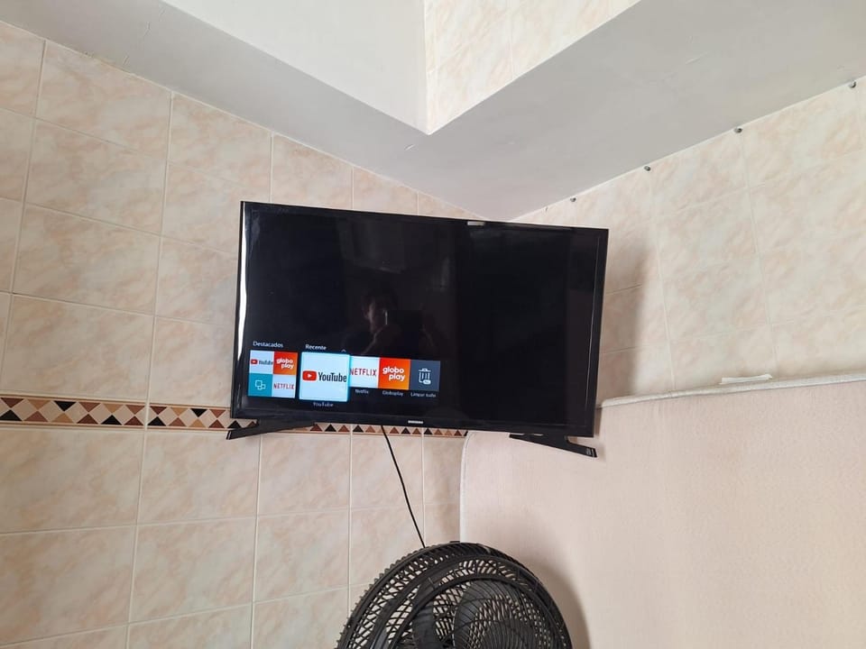 Kitnet maranduba Apartment in State of São Paulo