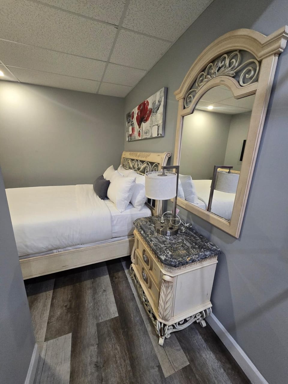 Cozy Sweet Spacious 7B 10 min to DT Ottawa Apartment in Gatineau