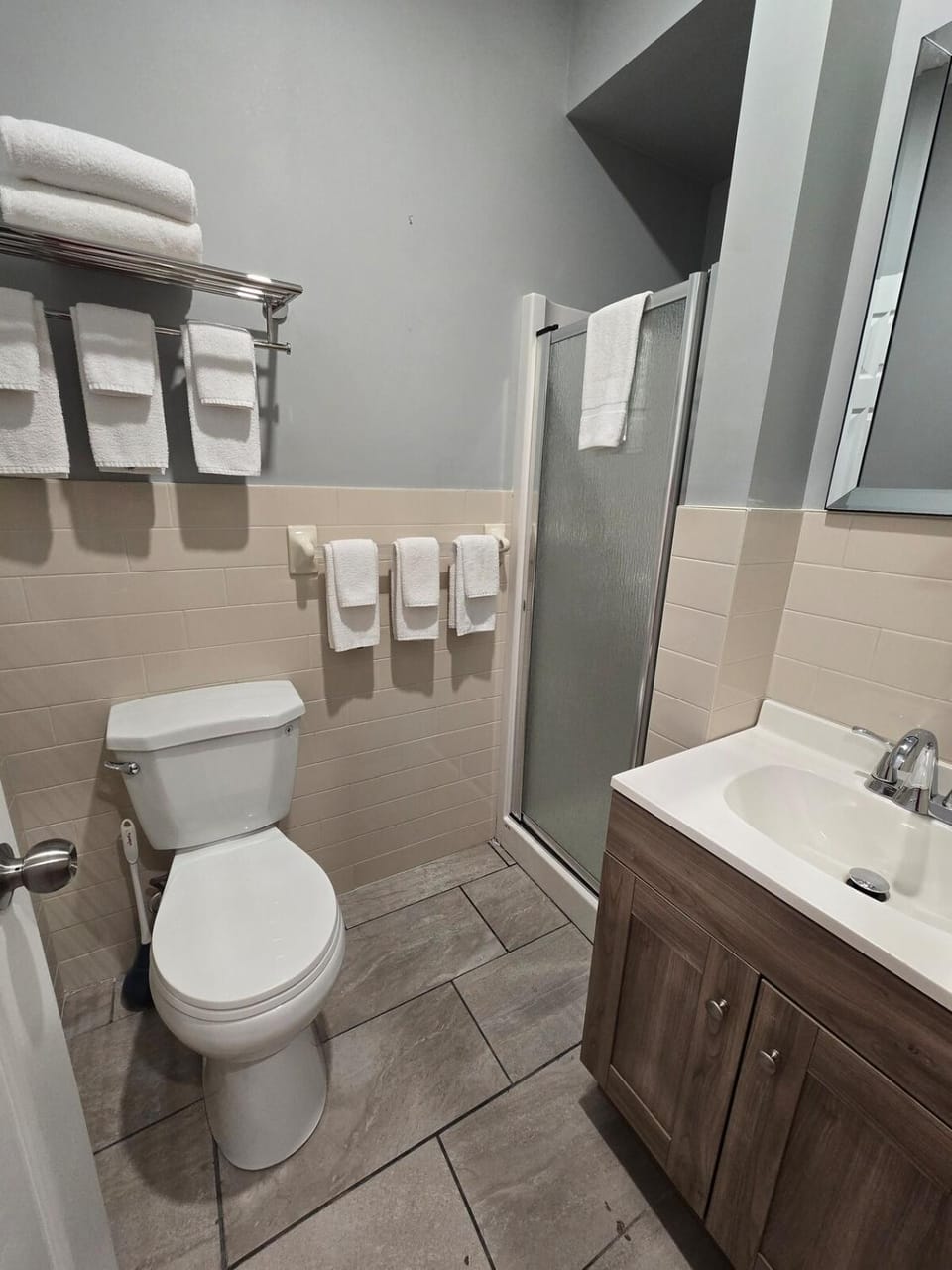 Cozy Sweet Spacious 7B 10 min to DT Ottawa Apartment in Gatineau