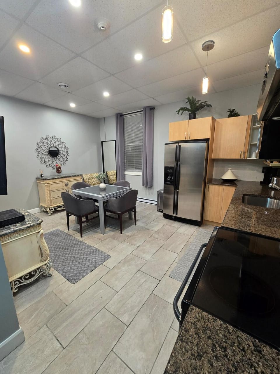 Cozy Sweet Spacious 7B 10 min to DT Ottawa Apartment in Gatineau