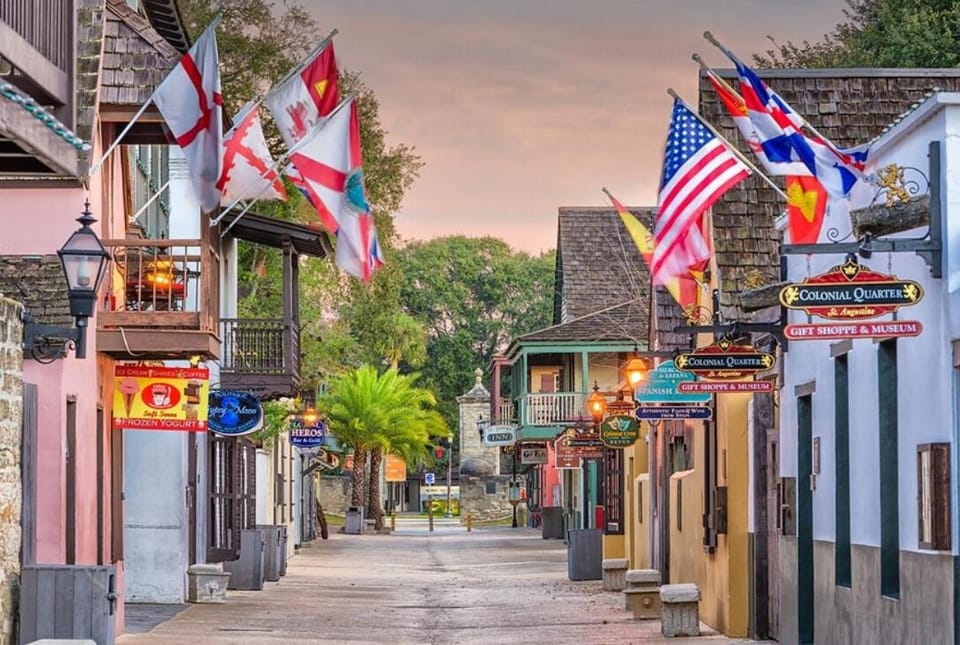 Downtown Historic St Augustine! Quality, Comfort, Hospitality, FUN! putt putt Villa in Saint Augustine