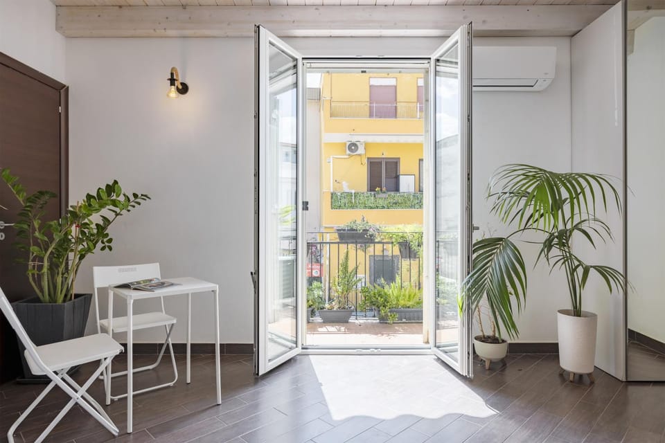 Balcony/Terrace, Seating area, air conditioner