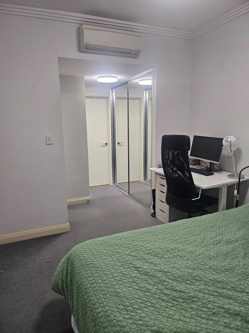 Bright spacious 2beds, close to river & Station Apartment in Sydney