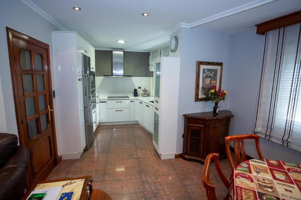 Piso Angueira Apartment in Galicia