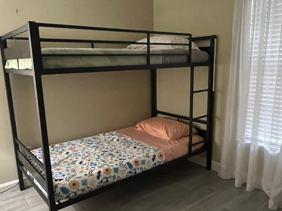 bunk bed