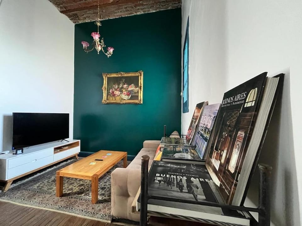 Communal lounge/ TV room, TV and multimedia