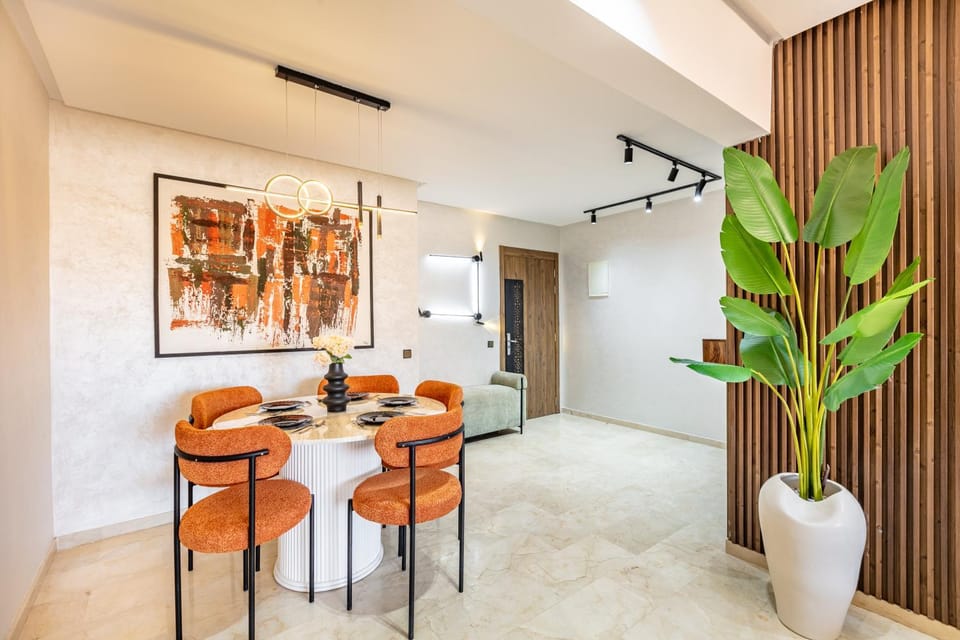 Living room, Seating area, Dining area
