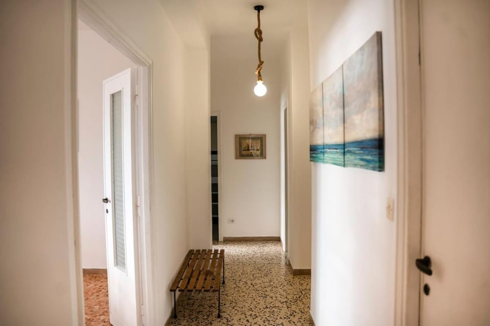 Appartamento Fronte Mare - Accesso Privato Spiaggia - WiFi Apartment in Anzio