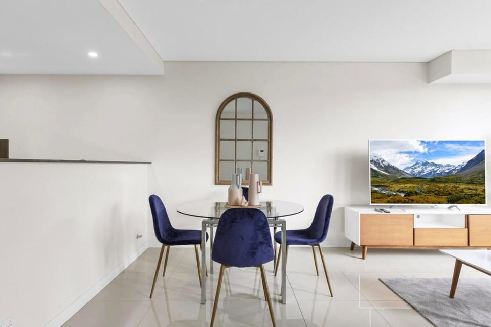 2BR APT Ideal for Families or Business Stays Apartment in Sydney