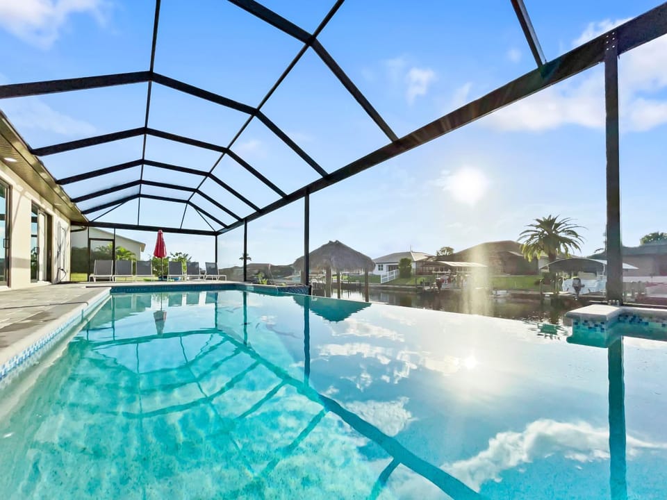 Villa Royal Palm House in Cape Coral