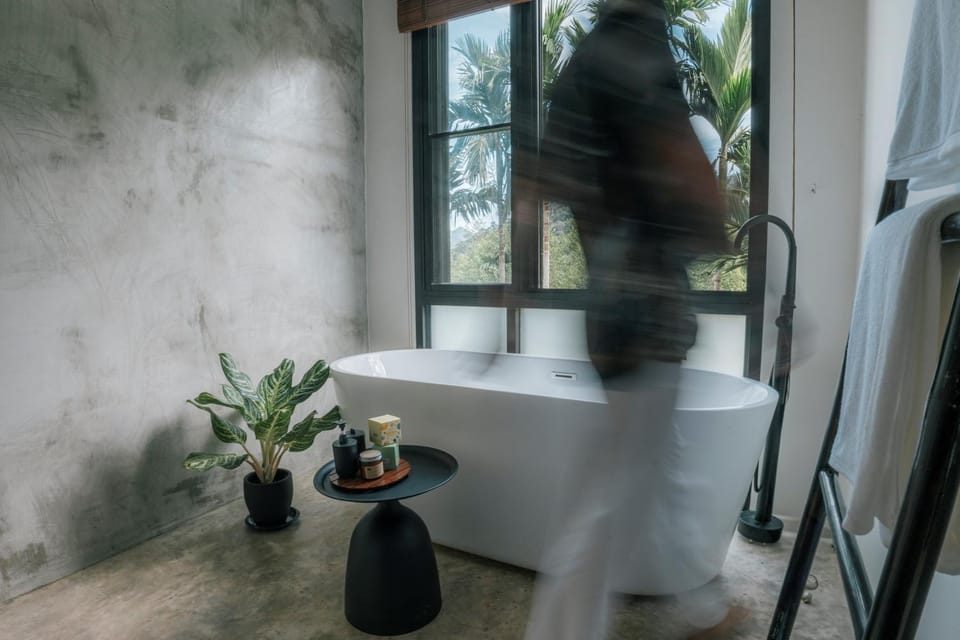 Bathroom, Bath