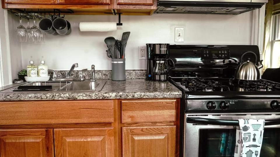 Cozy Corner, stylish 1bed near Navy Base! Apartment in Waukegan