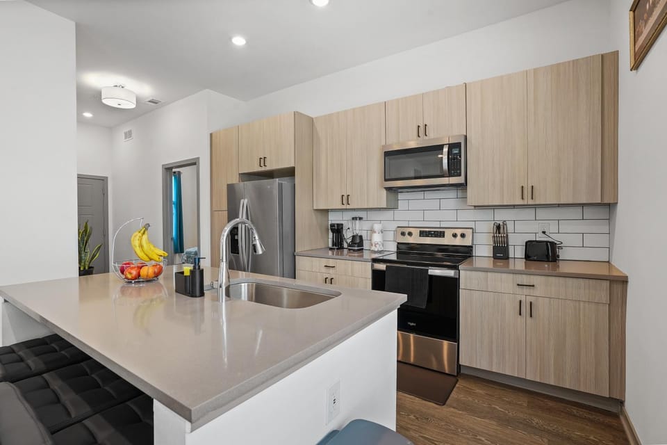 Kitchen or kitchenette, Dining area, dishwasher, toaster