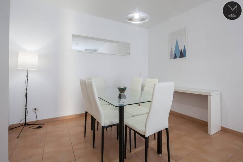 Living room, Lounge or bar
