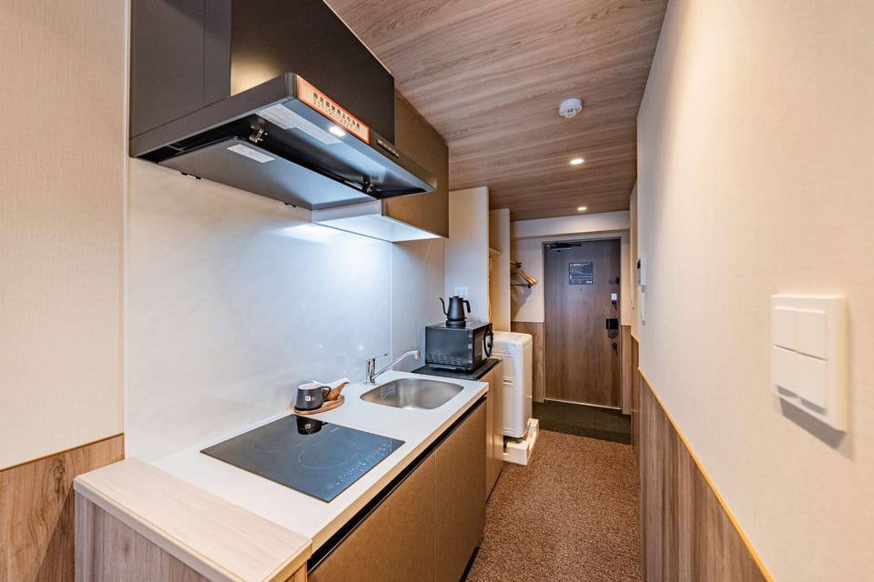 Kitchen or kitchenette, kitchen