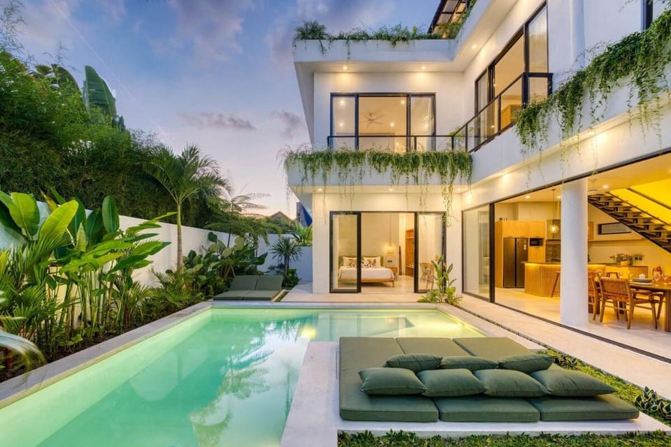 Rooftop Villa Elegant 4BR Retreat in Umalas Villa in North Kuta