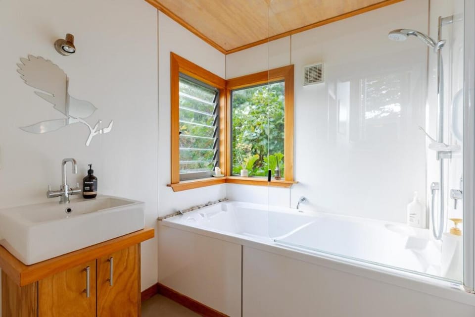 The Paint Box House in Wellington Region