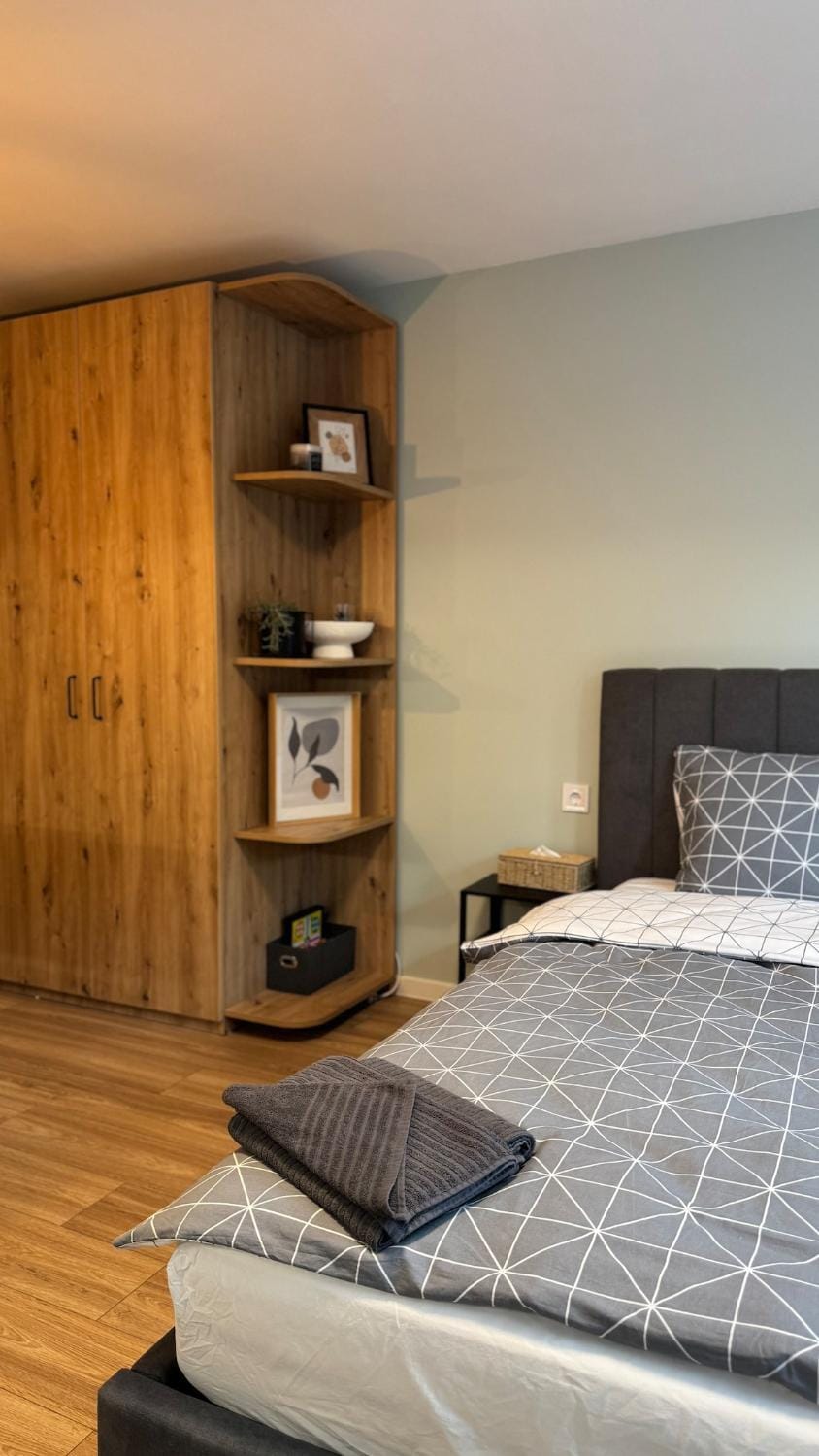 Urban Hive - Central Designer Studio in Lozenets Apartment in Sofia