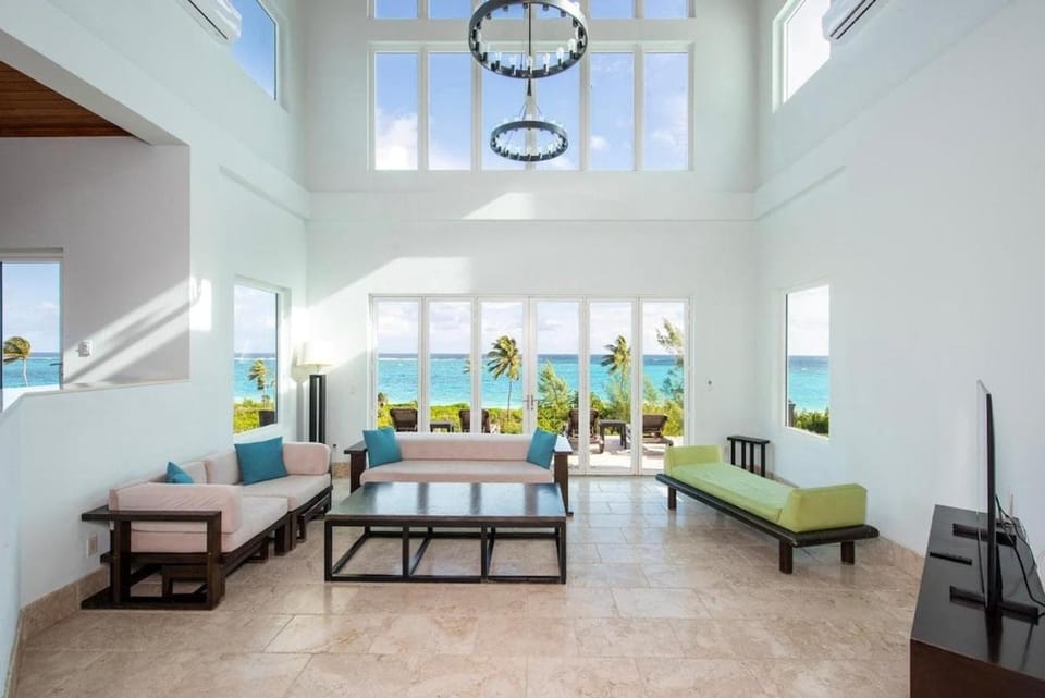 Sky Beach Club Split - Contemporary Beach Villa In Boutique Club villa Villa in North Eleuthera