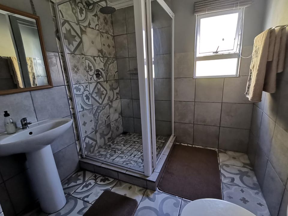 Windygates Estate Room 3 Farm Stay in Port Elizabeth