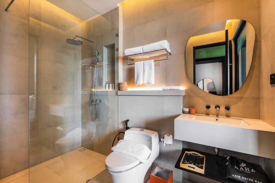 Shower, Bathroom, towels