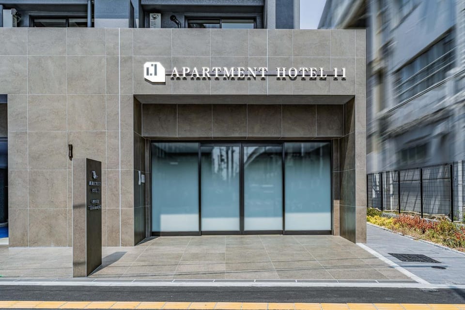 Property building, Day